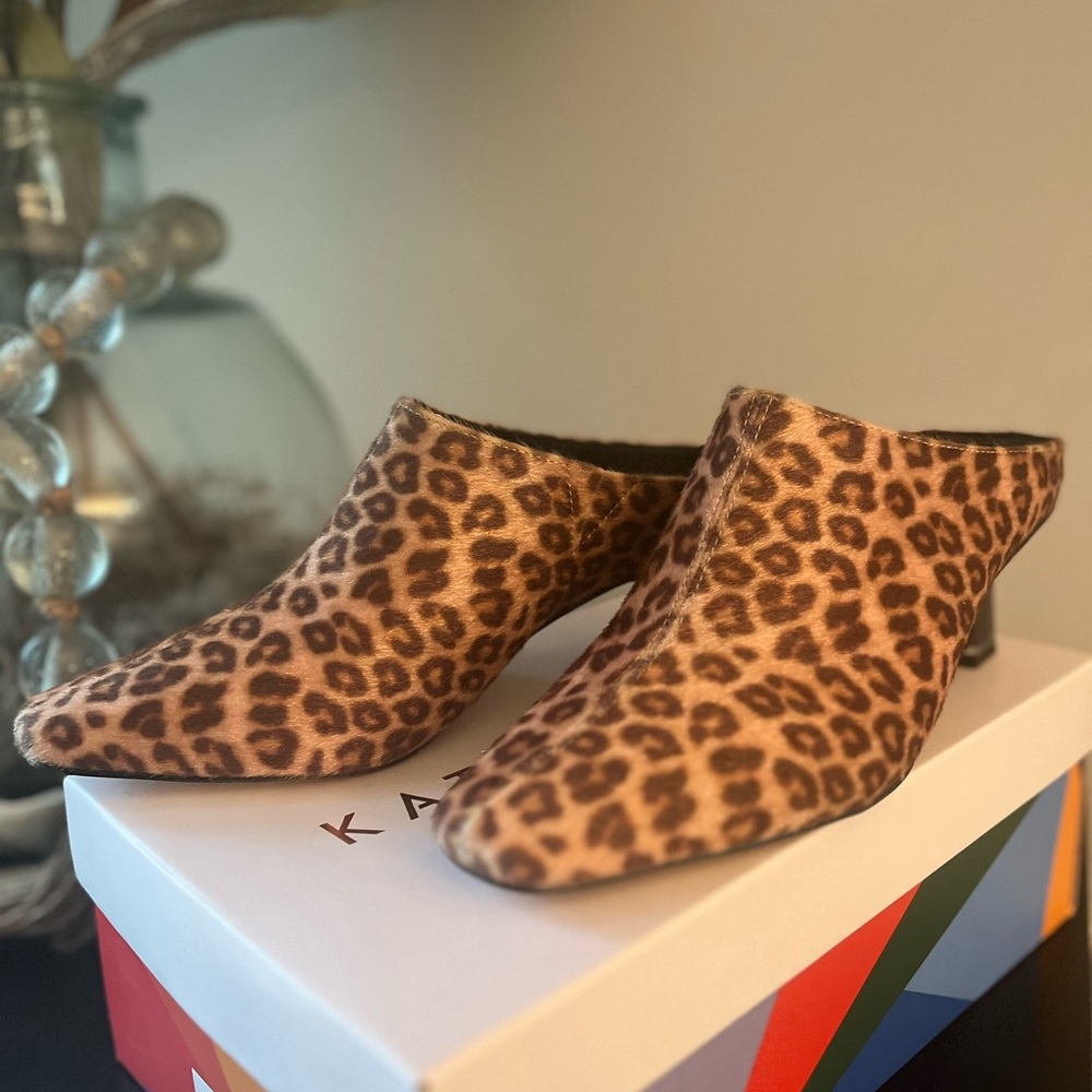 Katy Perry Zahhara Mule Shoes Leopard Print New In Box. Size 7.5